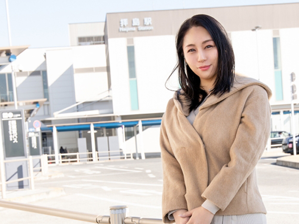 【人妻の危険な火遊び】『旦那じゃ物足りない…』40代美熟女が不倫相手に蕩ける表情でチ○ポ懇願！火照った身体を慰めるため、旦那には見せないエロ顔で挿入を乞う！禁断の快楽に溺れるヤバい妻！♡