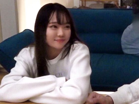 【関西弁娘の東京悶絶体験】『めっちゃ気持ちええ…』むっちり美巨乳の素人娘がナンパ師のヤリ部屋で即SEX！上京したてのウブな娘が、関西弁で喘ぎまくる！♥