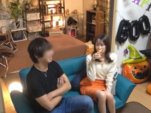 【街角ナンパ成功】『えっ、ゴム無しなの…？』色白でスタイル抜群の素人美少女を口説き落とし、隠しカメラで盗撮！無防備なカラダを好き放題に触りまくり、生チ○ポをねじ込んで本気セックス！一部始終をこっそり撮影しちゃいました！♡