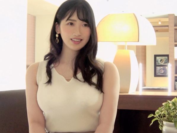 【むっちり巨乳美女の快楽堕ち】『もう止まらない…』欲求不満な豊満ボディの素人美女がAVで覚醒！デカパイ揺らして快楽に溺れ、エロすぎるカラダで男を誘惑しまくり♥