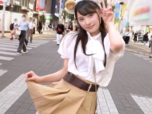 【童顔剛毛JK】『えっ、そんなに…』ロリ顔なのにアソコはジャングル級！無垢な顔して肉棒で感じまくり、濡れまくるエッチな娘！♡