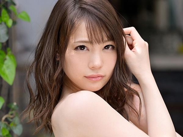 【美顔にザーメンぶっかけ】整った顔立ちの美少女が3Pでドロドロに！背徳感MAXの濃厚プレイで顔中ザーメンまみれ！！