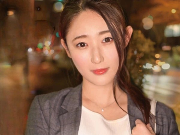 【昼休みOLナンパ】『ダメ…でも気持ちいい…』仕事中の真面目OLがチンコ見せられ理性崩壊！時間ないのにがむしゃらに腰振る姿がエロすぎる！！