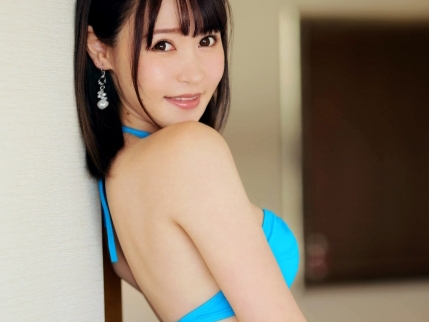 【色白美ボディお姉さん】『もっと奥まで…』ねっとり濃厚セックスで乱れまくる!騎乗位で激しく腰を振り、マンコを刺激され感じまくる姿がエロすぎる!色白ボディが汗ばむほどの本気セックス!♡